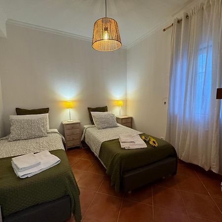 Quarto Duplo Com Terraco E Casa De Banho Privativa - Em Casa De Praia Em Almograve - Trilho Dos Pescadores Εξωτερικό φωτογραφία